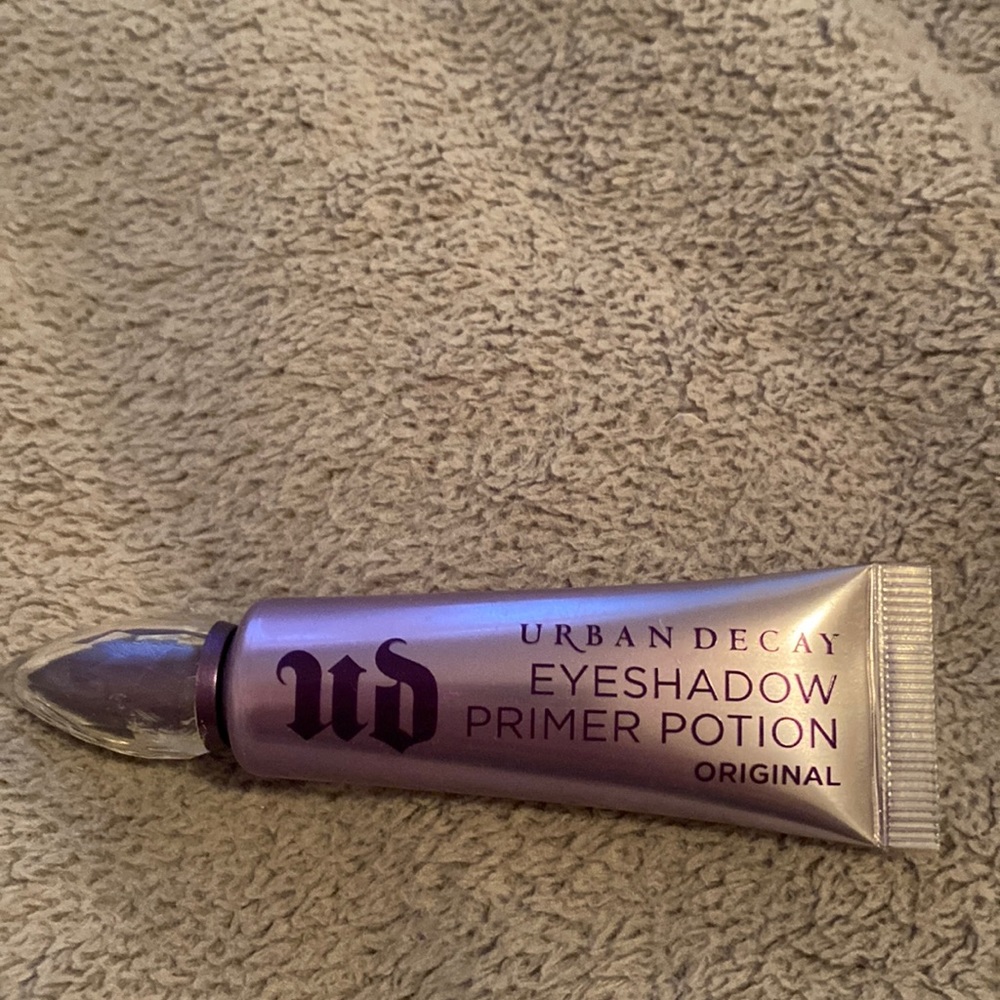 Full size -NEW-Urban Decay eyeshadow primer - original